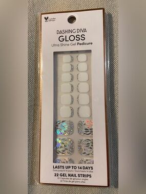 Dashing Diva Gloss Ultra Shine Gel Pedicure - White & Silver Holographic